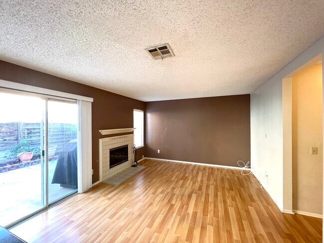 Building Photo - 11226 Terra Vista Pky
