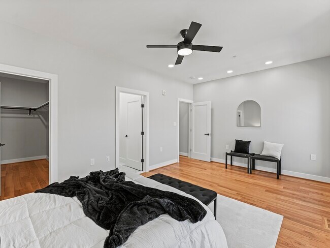 Building Photo - 4320 7th St NW