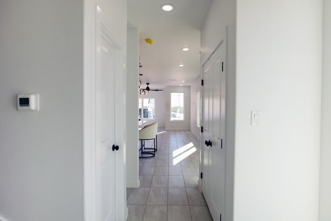 Building Photo - 8218 Casa Verde Rd