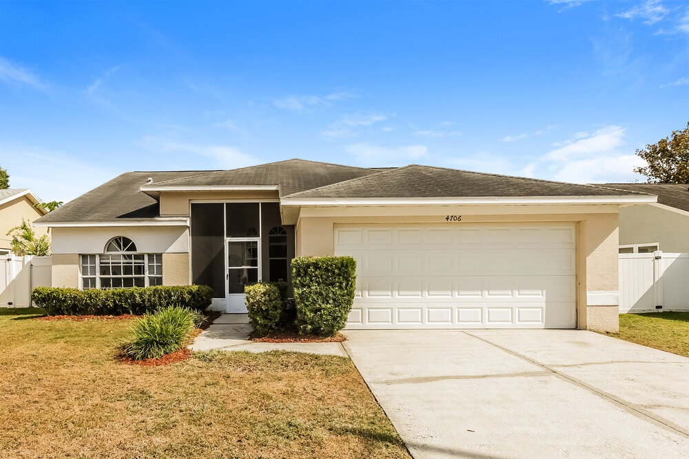 Primary Photo - 4706 N Dawnmeadow Ct