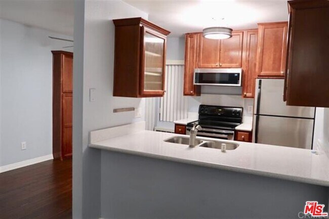 Foto del edificio - 4860 Rolando Ct