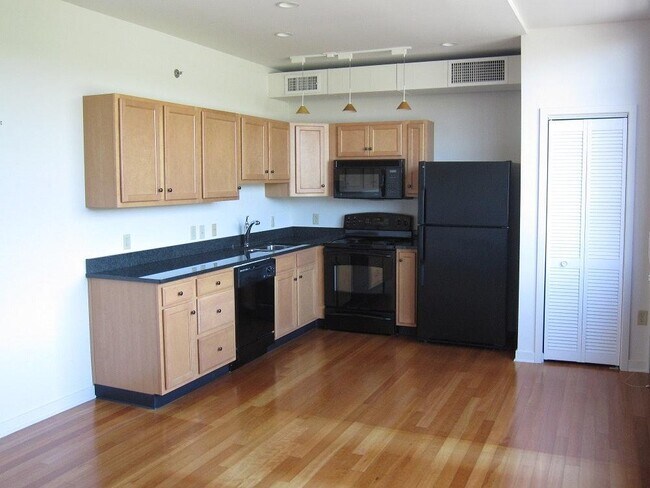 Kitchen - 11 W 2nd St