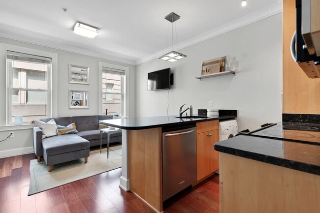 Foto del edificio - 1121 24th St NW