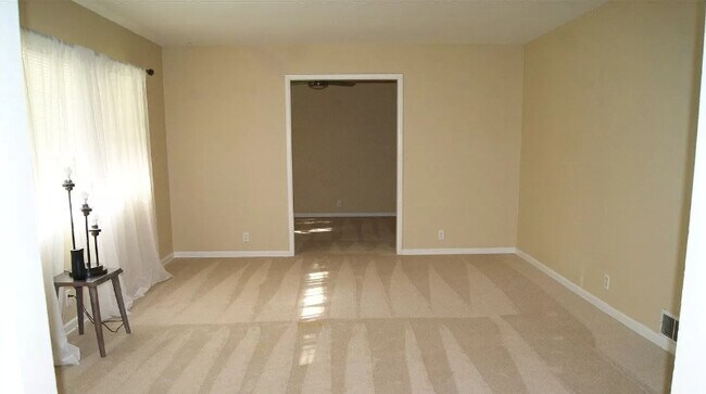 Foto del edificio - 4235 Janesville St