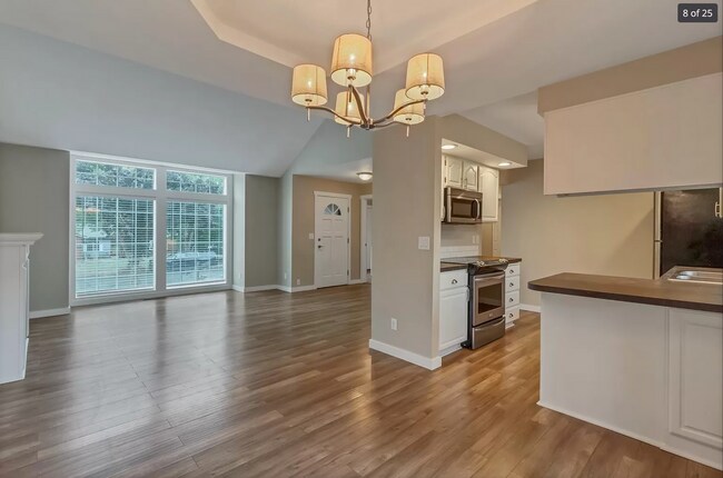 Foto del edificio - Updated 3 Bedroom Home In Wonderful South ...