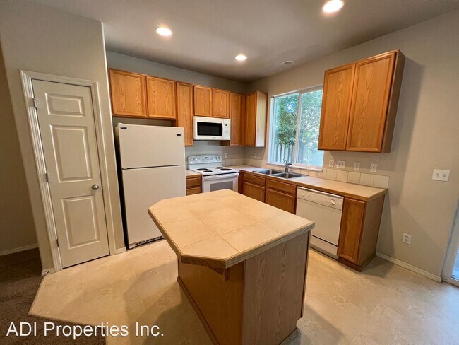 Foto del edificio - 3 br, 2.5 bath House - 4353 SE Chelsea Lane