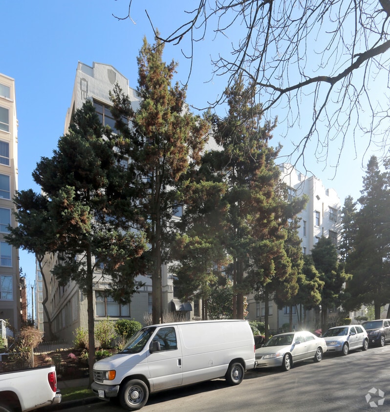 Stanley Park Manor Apartments 1915 Haro St Vancouver, BC