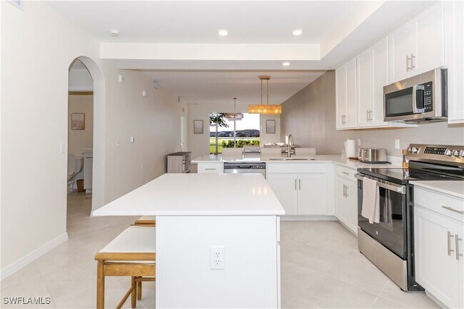 Building Photo - 5527 Double Eagle Cir