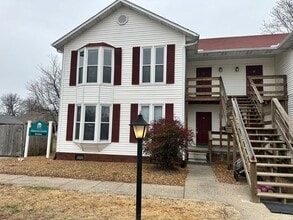 Building Photo - 1904 Sherri Ln