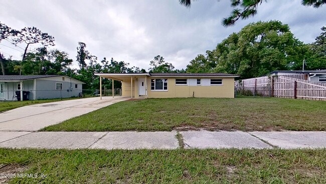 Foto del edificio - 165 Parkwood Dr W