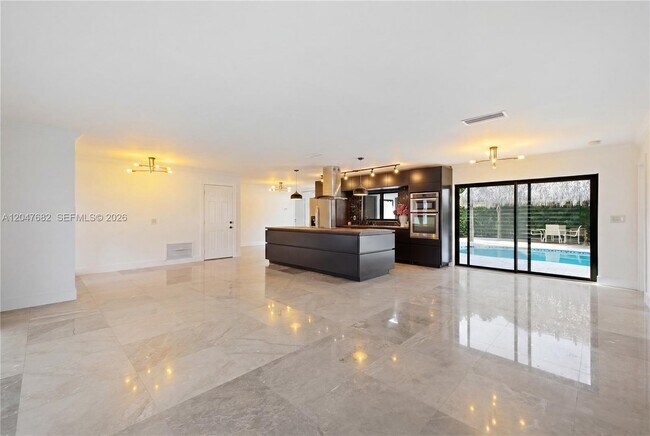Building Photo - 1415 W Camino Real # 1415