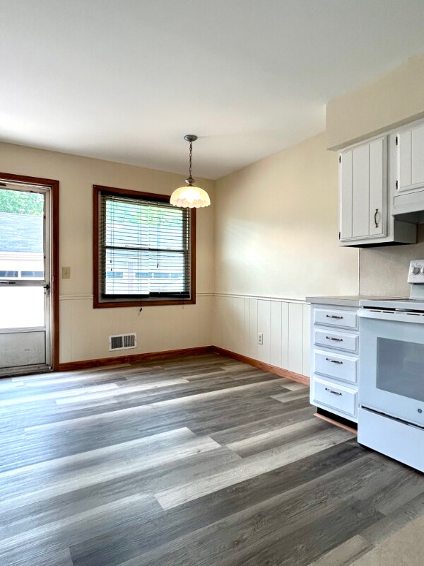 Foto del edificio - 2406 Rockspring Rd
