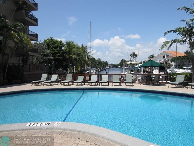 Building Photo - 1421 S Ocean Blvd