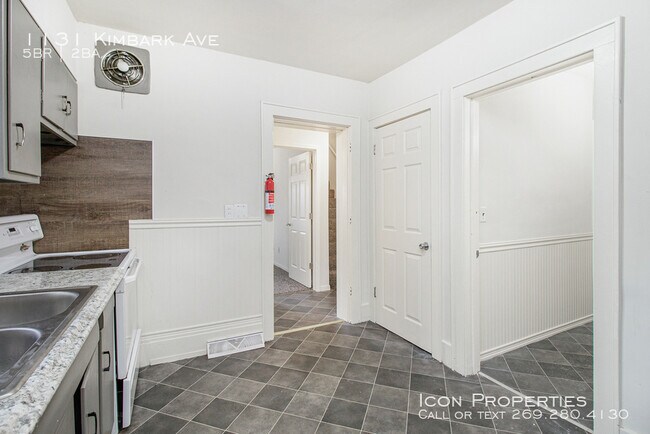 Foto del edificio - 1131 Kimbark Ave