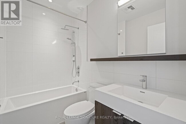 Photo du bâtiment - 664-1664 Spadina Ave.