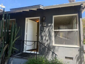 Building Photo - 1313 Douglas St