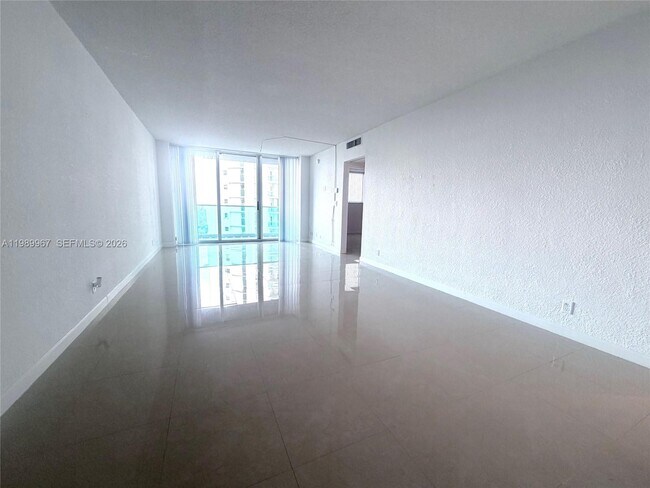 Foto del edificio - 4001 S Ocean Dr