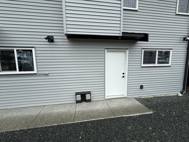 Photo du bâtiment - 631 Eighth St
