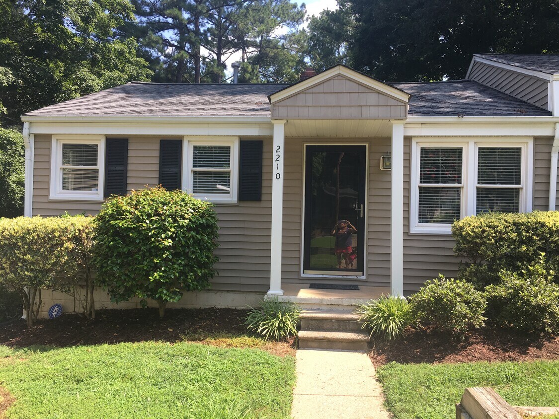 2210 Brewer St, Raleigh, NC 27608 Townhome Rentals in Raleigh NC