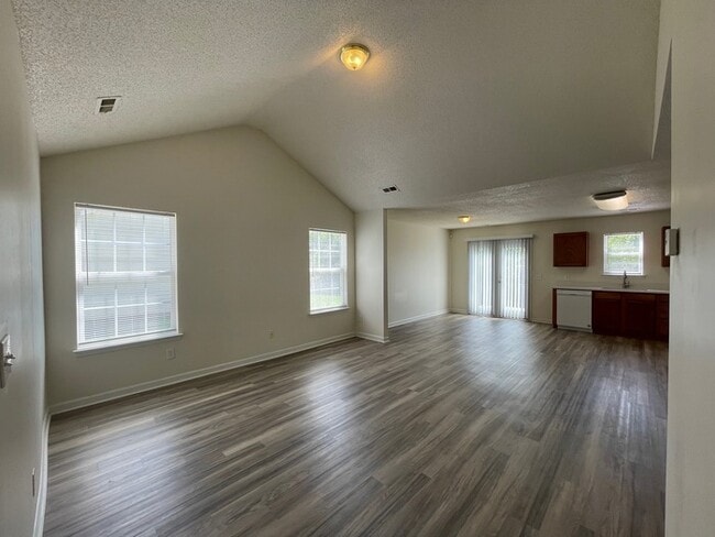 Photo - 6228 Sid Crane Dr House