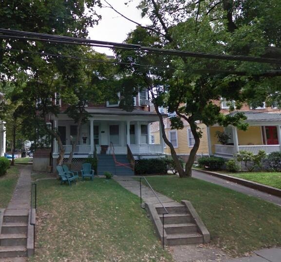 Foto principal - 74 Waller Ave
