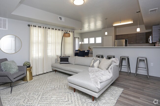 Interior Photo - Prelude at Paramount