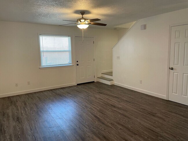 Foto del edificio - 2712 E 17th St