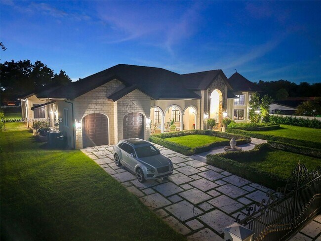 Foto del edificio - 9815 SW 114th St