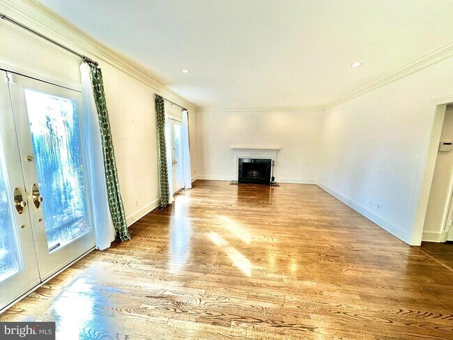 Foto del edificio - 1617 31st St NW