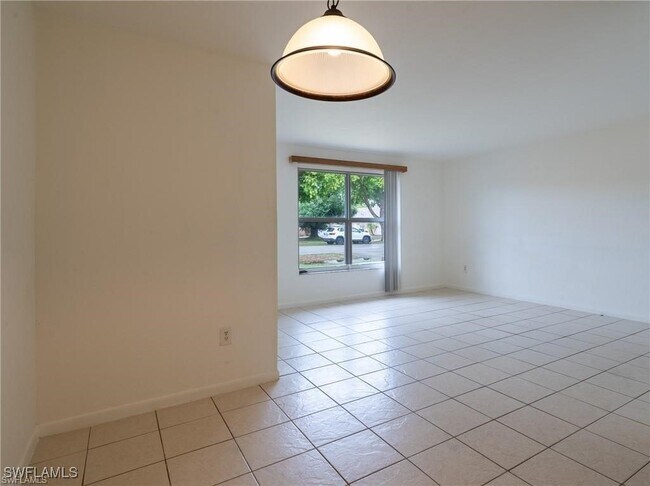 Foto del edificio - 1228 SE 24th Ave