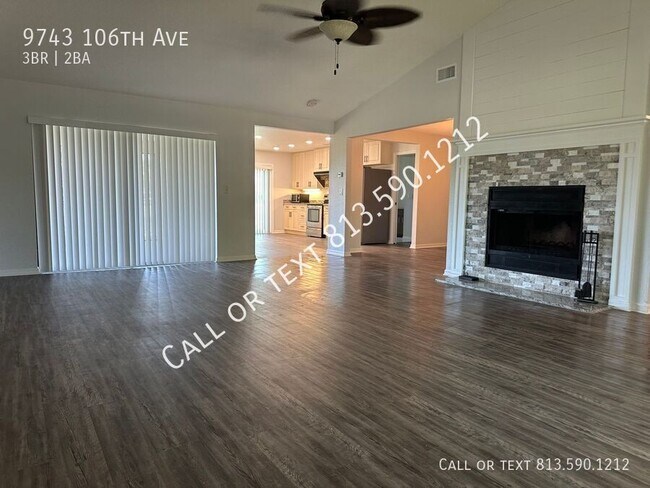 Foto del edificio - 9743 106th Ave N