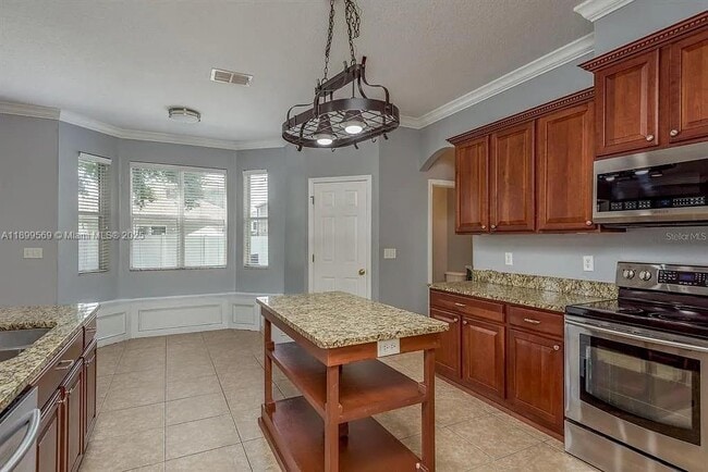 Building Photo - 30544 Latourette Dr