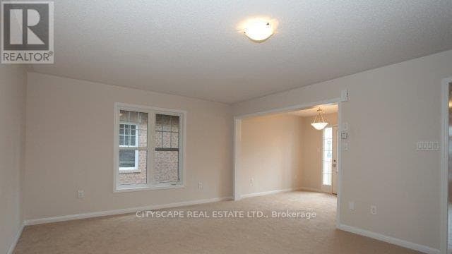 Building Photo - 1055 Haxton Heights