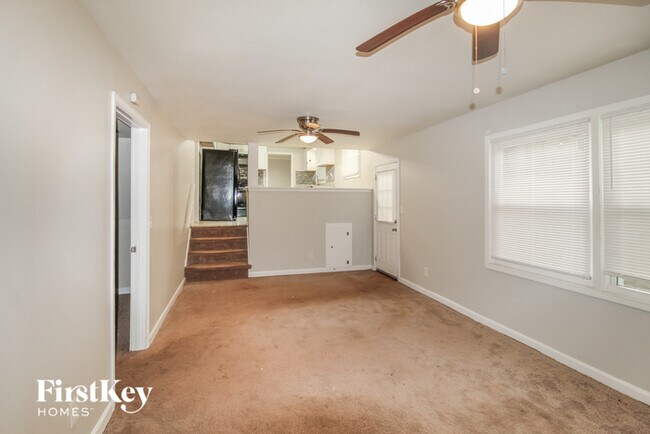 Building Photo - 2158 Oregon Ct
