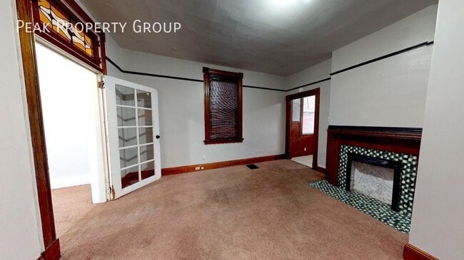 Building Photo - 2319 Sauer Ave