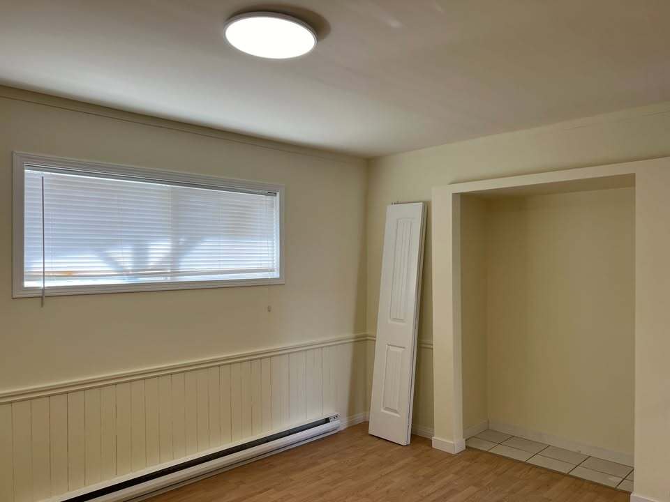 Building Photo - 46599 Brice Rd