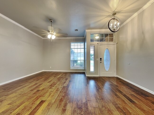 Building Photo - 17113 Bedford Dr