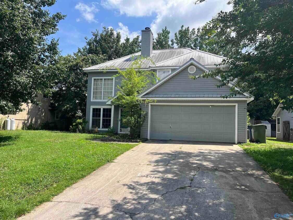 Foto principal - 2524 Autumn Ridge Dr SW