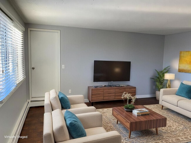 Building Photo - Manhattan Place