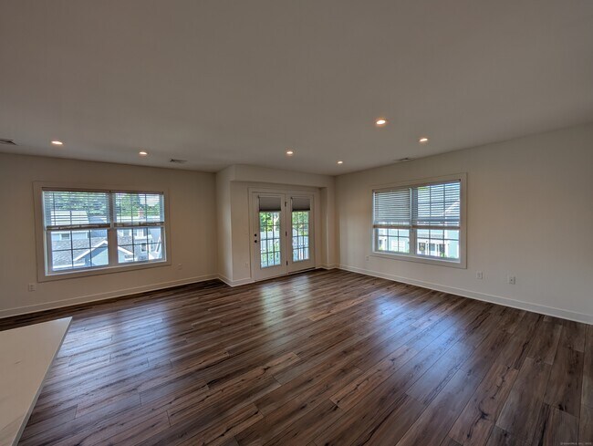 Foto del edificio - 138 Highland Ave
