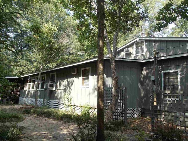 Building Photo - 388 Co Rd 196