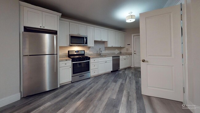 Photo - 108 Meridian St Apartment