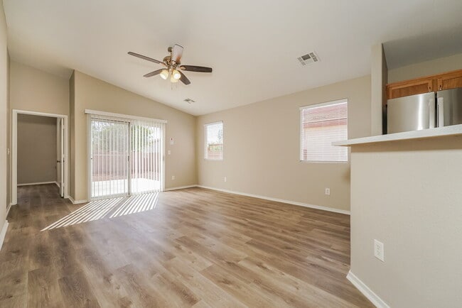 Building Photo - 4833 River Splash Ave