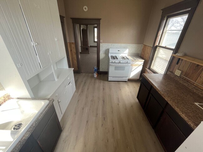 Foto del edificio - Midtown 2 Bedroom Unit!!