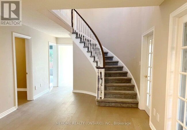 Building Photo - 2037 Schoolmaster Cir