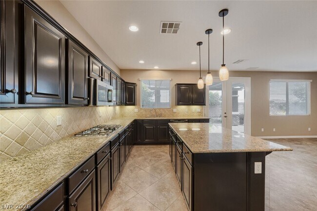 Foto del edificio - 6928 Benson Ferry St