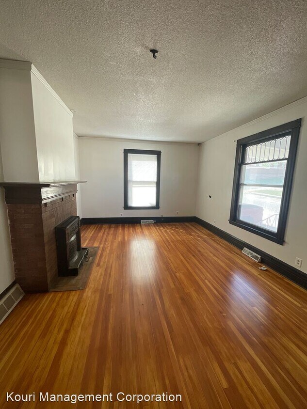 Primary Photo - 4 br, 1 bath House - 117 Glen Avenue