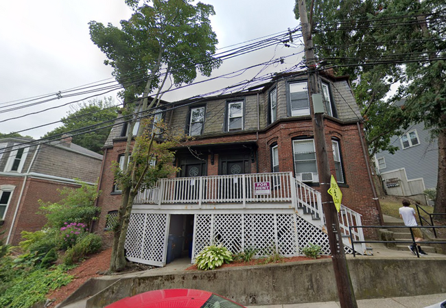 Building Photo - 38 Newton St
