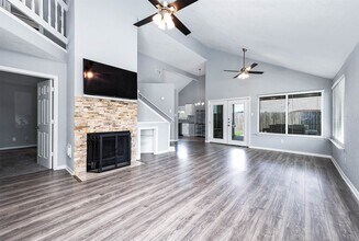 Building Photo - 20502 Cocoplum Dr