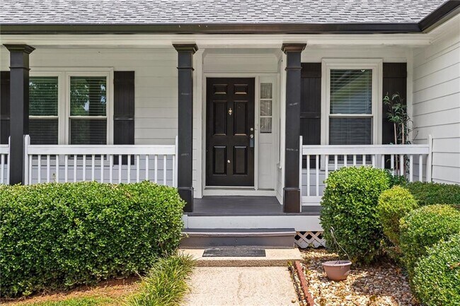 Foto del edificio - 140 Grayland Creek Dr
